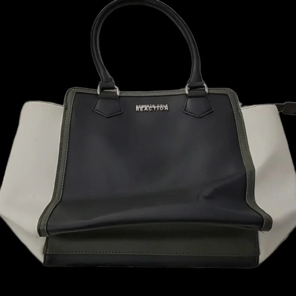 Reaction Kenneth Cole Bag